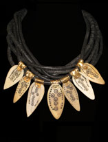 M200A bone necklace th.jpg